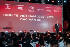 Chia sẻ của PGS-TS Trần Đình Thiên tại sự kiện Kick off "Chạm đỉnh tinh hoa"